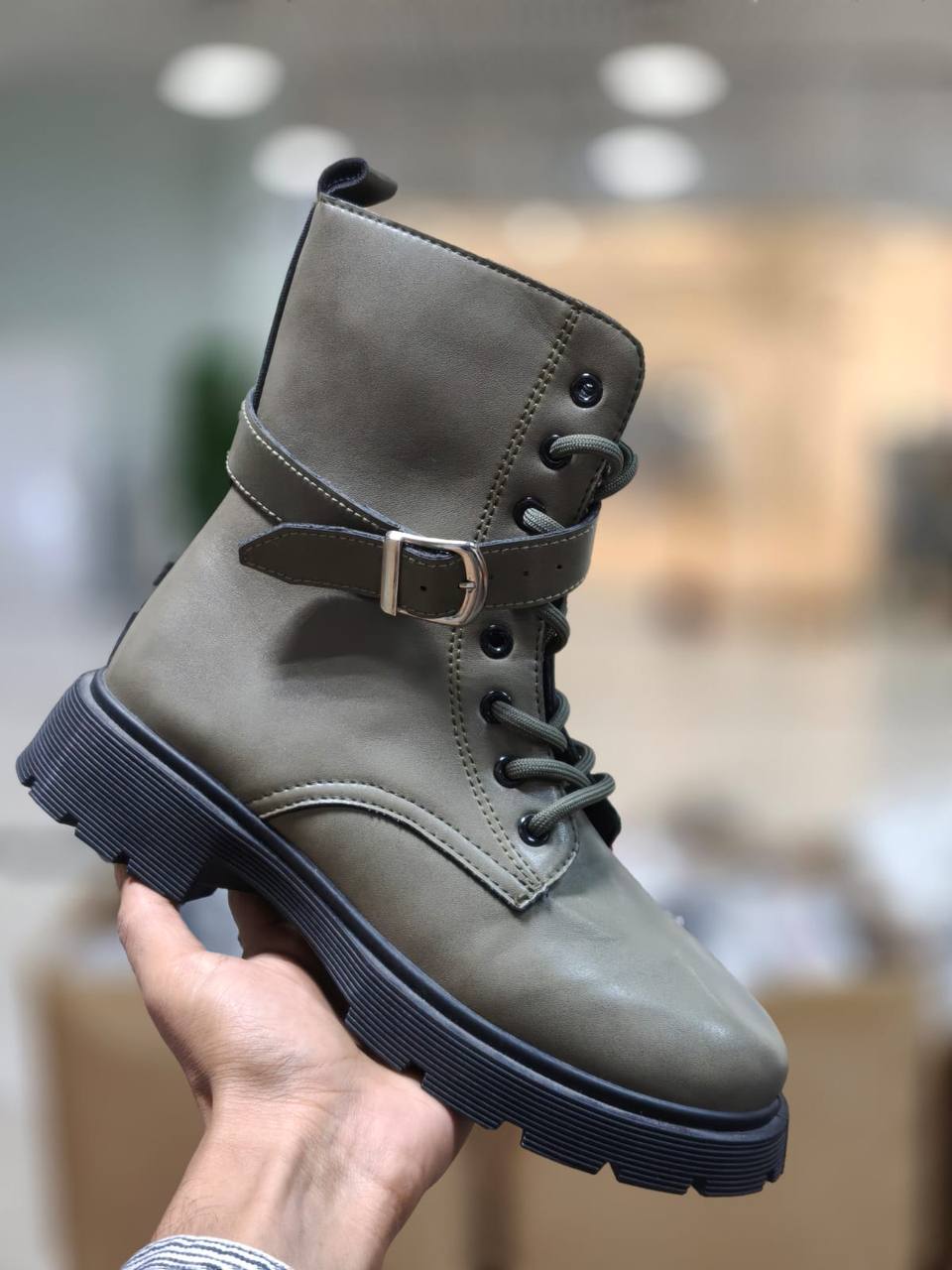 New 
Size 36to44
75 dhs✅

Zain163
♥️♥️♥️
