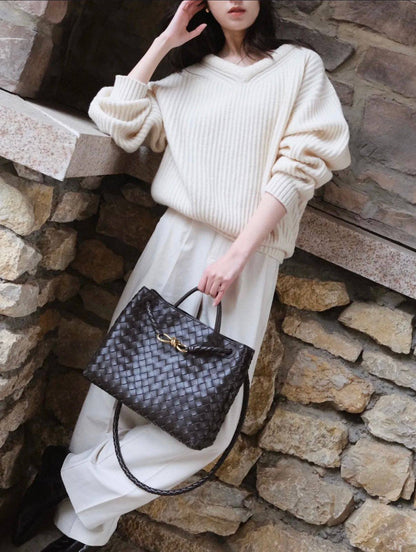 BOTTEGA

 COPY ONE 
RESTOCK 
155 dhs🇦🇪🇦🇪

Zain39
Zain295
Zain17
♥️♥️♥️