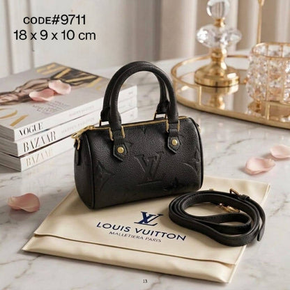 LV 
ɴᴀɴᴏ sᴘᴇᴇᴅʏ ᴍᴏɴᴏɢʀᴀᴍ ᴡɪᴛʜ ʟᴏɴɢ ʙᴇʟᴛ sᴛʀᴀᴘ ɢᴏʟᴅ 
ʜᴀʀᴅᴡᴀʀᴇ sɪᴢᴇ : 18 cm & 17 cm

 ᴡɪᴛʜ BOX


80 dhs🇦🇪🇦🇪

Zain31
♥️♥️♥️