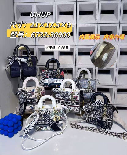 DIOR

95 dhs 🇦🇪🇦🇪

Zain169
♥️♥️♥️