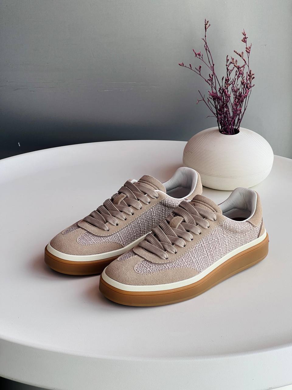 LORO PIANA🐎 LV
Size 36_41
Super high quality* 
450 dhs✅

Zain176
♥️♥️♥️
