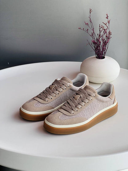 LORO PIANA🐎 LV
Size 36_41
Super high quality* 
450 dhs✅

Zain176
♥️♥️♥️