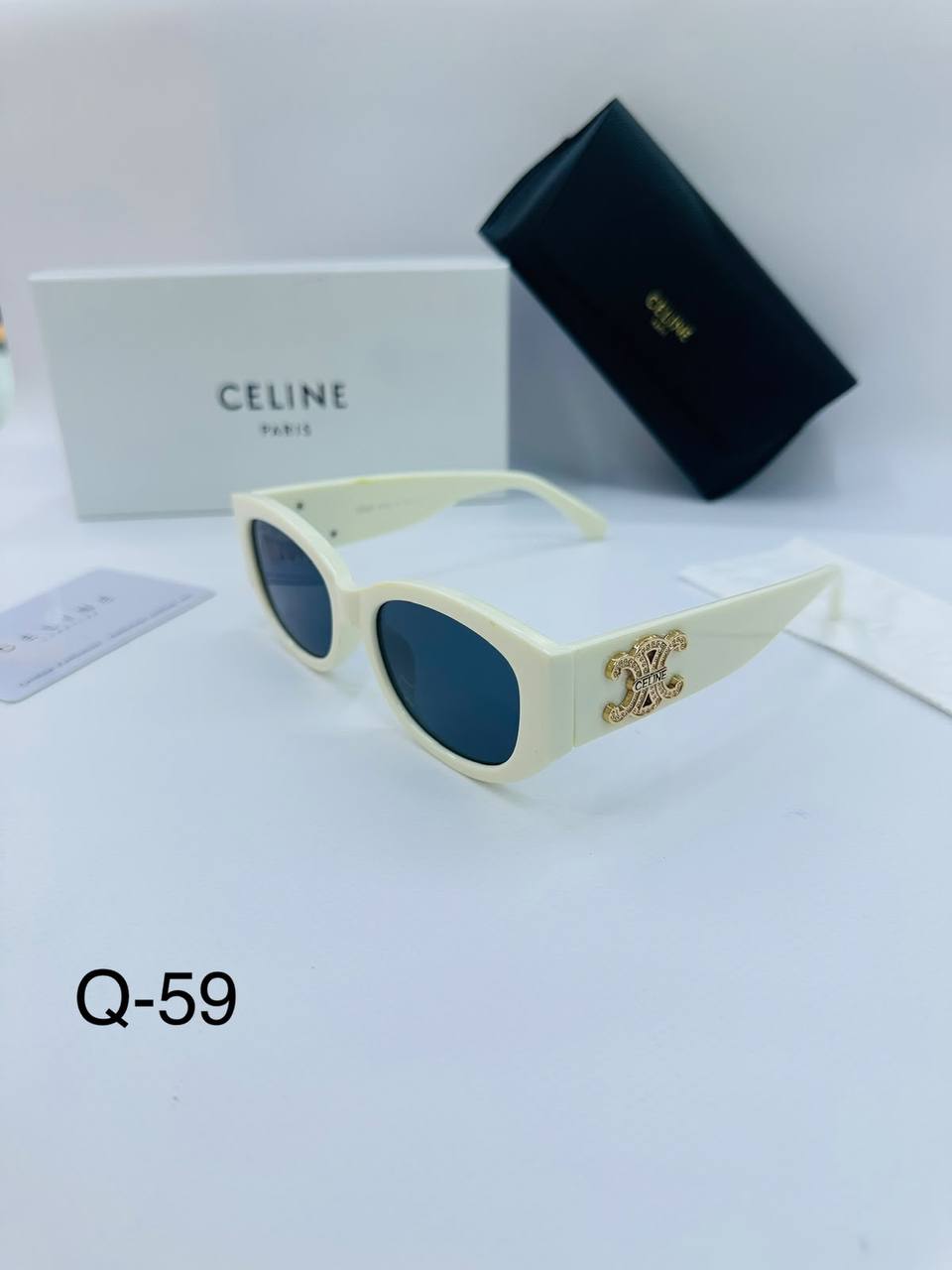 Sunglasses 🕶️*
New stock 💥
good quality 💯
Copy one 1️⃣ 
With master box 🗃️ 
50 dhs💛

Zain216
♥️♥️♥️