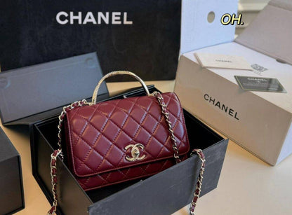 Chanel
100 dhs✅
Good-quality 

with box
🎁🎁🎁

Zain35
♥️♥️♥️