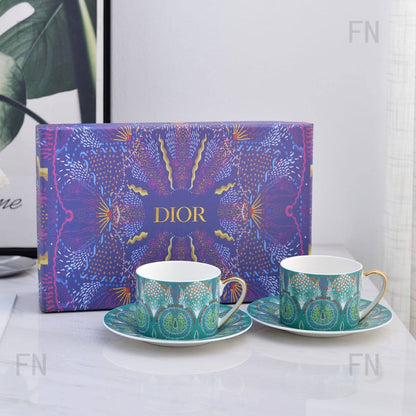Branded mugs set

130 dhs 
set 4 pc 

with box🎁🎁🎁

Zain205
♥️♥️♥️