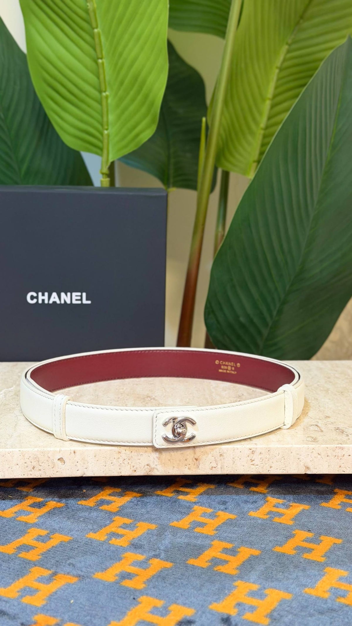 CHANEL

Super Master
With original box

For Price 👇 WhatsApp✅
0568585901 
0507557372
0552275751 Owner Zain 👌

Zain281
♥️♥️♥️