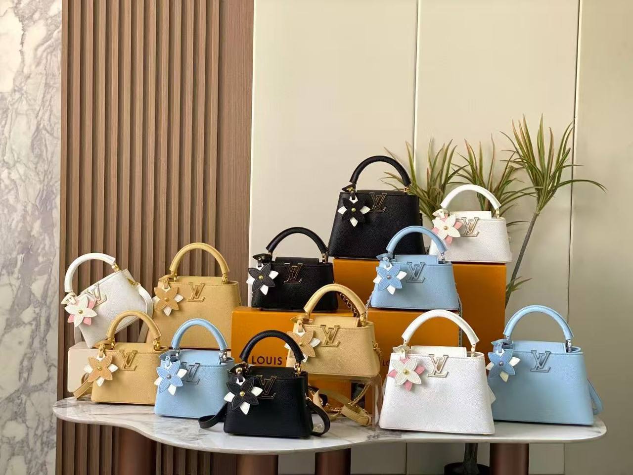 LV
Master🌺🌺
20cm 360 dhs✅
22cm 380 dhs✅

Zain297
Zain228
♥️♥️♥️