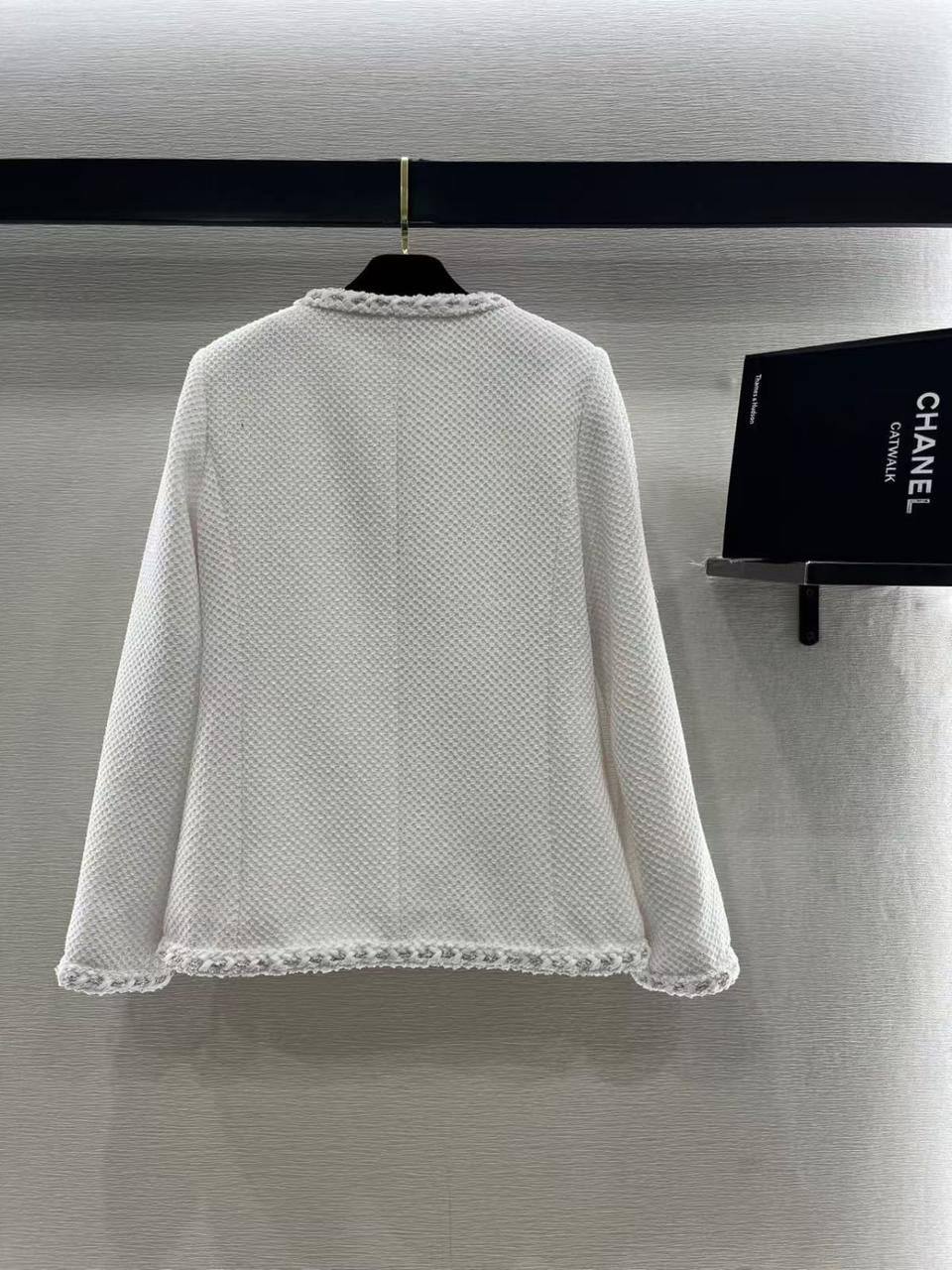*New collections*                                                
CHANEL
*Super Master quality*
*Sizes: S M L XL* 
860 dhs✅

Zain308
♥️♥️♥️