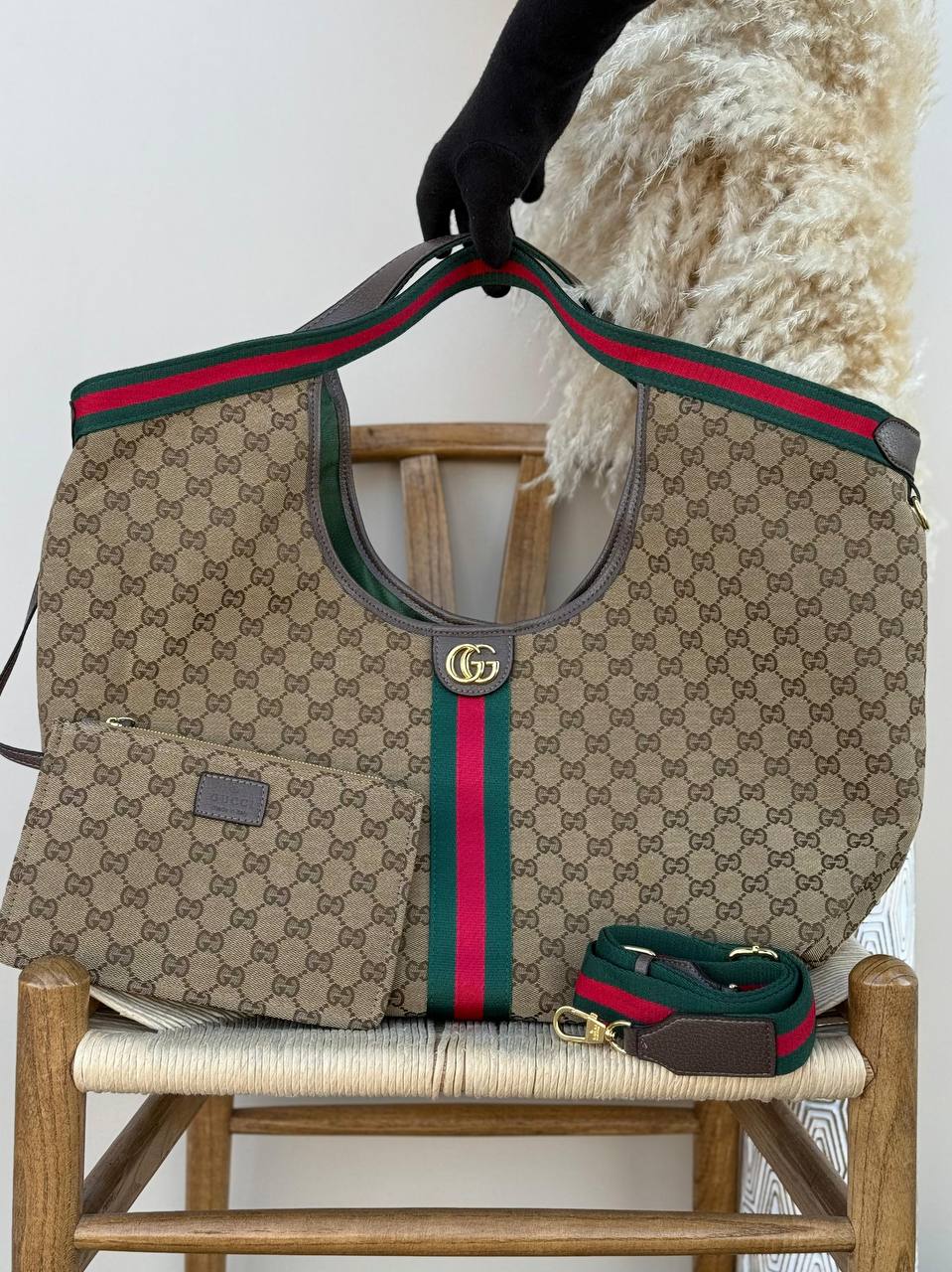 GUCCI
41cm
390 dhs✅
Top quality

Zain167
♥️♥️♥️