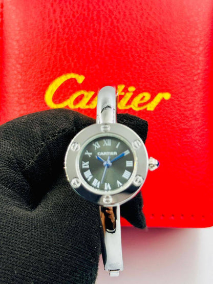 Gucci Ladies 
55 dhs✅

Zain08
♥️♥️♥️