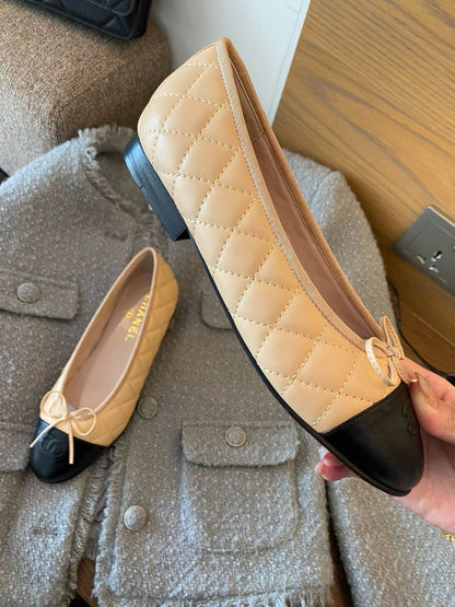 Chanel
Size 36-42 
120 dhs🇦🇪🇦🇪

Zain132
♥️♥️♥️