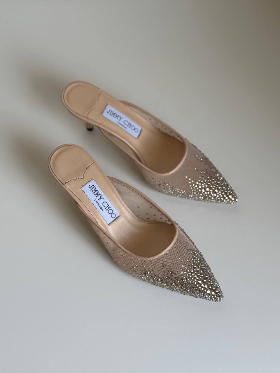 Jimmy Choo
Super Master
Size 36 to 41
450 dhs✅

Zain288
♥️♥️♥️