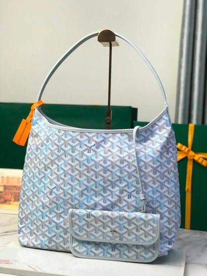 GOYARD 
Hobo Boheme PM Bag✅*
*Size 32 cm*
For Price 👇 WhatsApp✅
0568585901 
0507557372
0552275751 Owner Zain 👌

Zain274
♥️♥️♥️