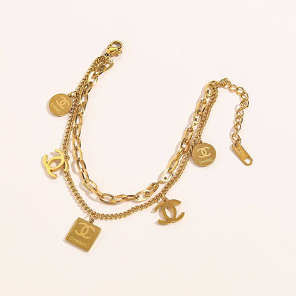 New stock 
Branded bracelet Stainless steel with 18k gold plated. 
40 dhs💓

Zain243
♥️♥️♥️