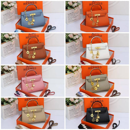 Bags
90 dhs✅

Zain299
♥️♥️♥️