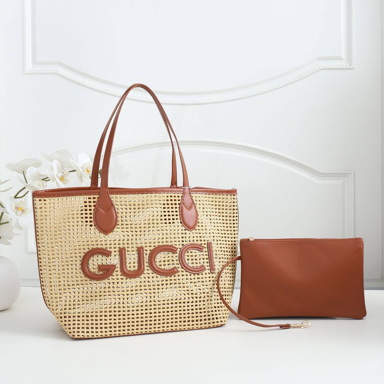GUCCI BEACH BAG 
NEW CAME  GOOD QUALITY 
WITH POUCH
120 dhs🇦🇪

Zain39
♥️♥️♥️