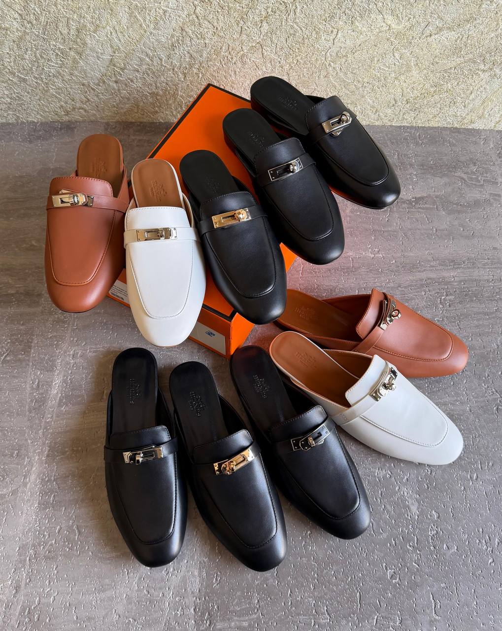 HERMES 
SuperMaster Quality 💯
450 dhs🇦🇪🇦🇪
Size: 36-41 💥

Zain171
♥️♥️♥️