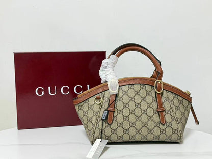 New Came Gucci Bags

120 dhs🪙🌺 size36×12×34
110 dhs🪙🌺 size 23×13×18 
with box
🎁🎁🎁

105 dhs🪙🌺 size20×13×13 
with box
🎁🎁🎁

Zain07
♥️♥️♥️
