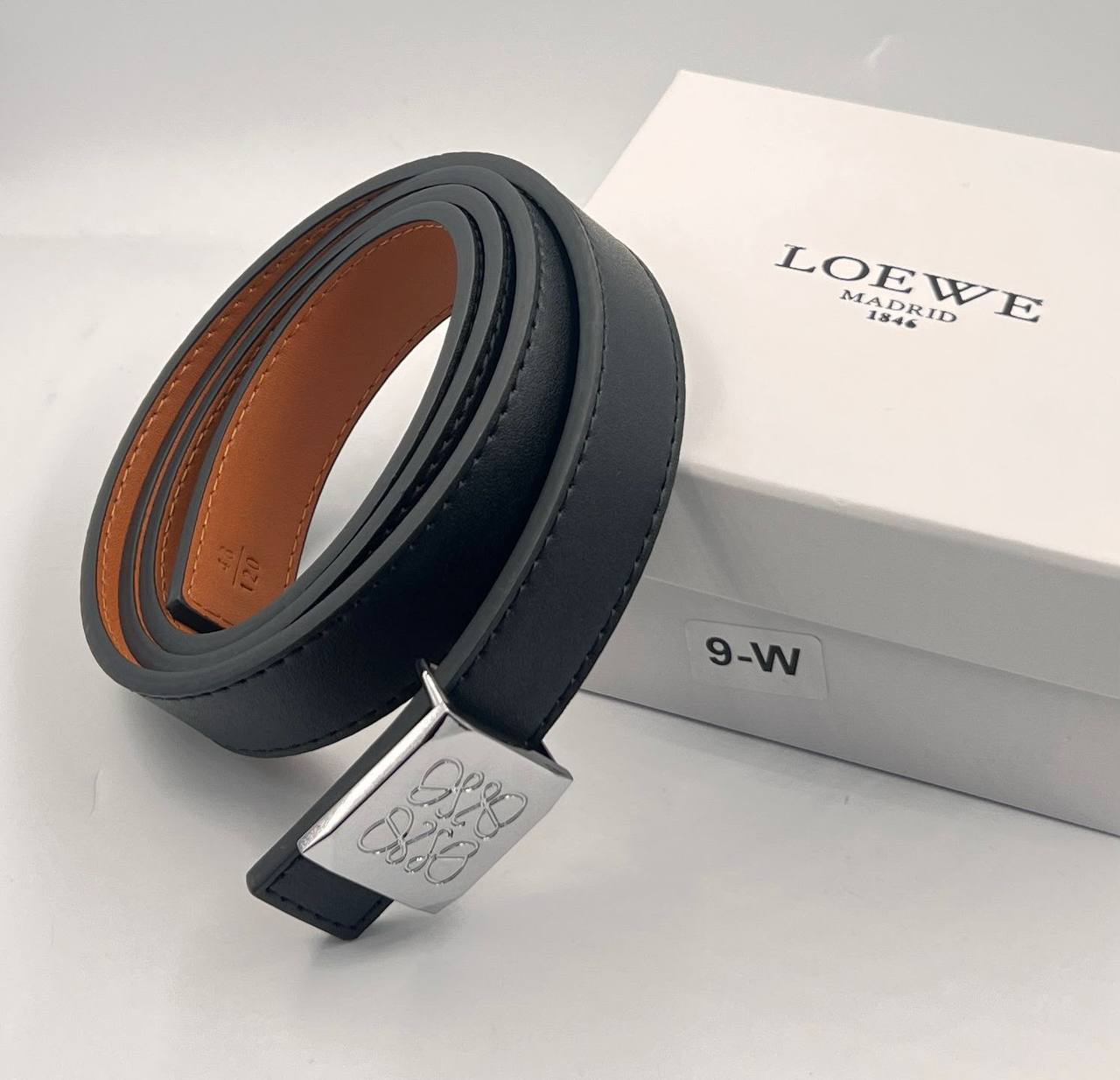 Belts
65 dhs✅

with box
🎁🎁🎁

Zain182
♥️♥️♥️