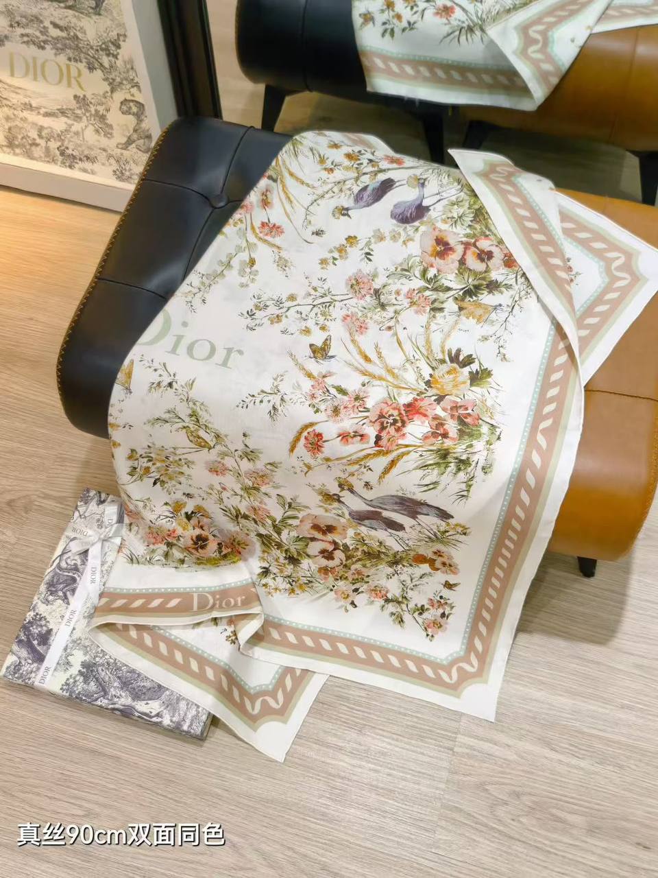 💠 DIOR 
SCARVES WITH BOX 
380 dhs🇦🇪🇦🇪

Zain328
♥️♥️♥️