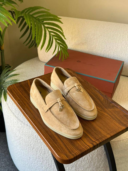 LORA PIANA 
SuperMaster Quality 💯
450 dhs💓
Size:36-41💥

Zain171
♥️♥️♥️