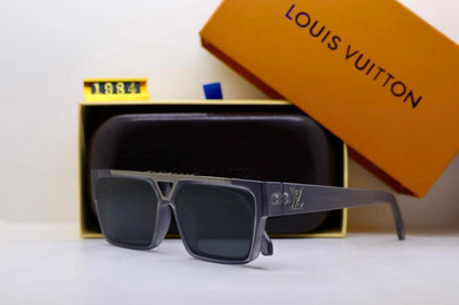 LV - Ray Ban 
55 dhs✅

Zain29
♥️♥️♥️