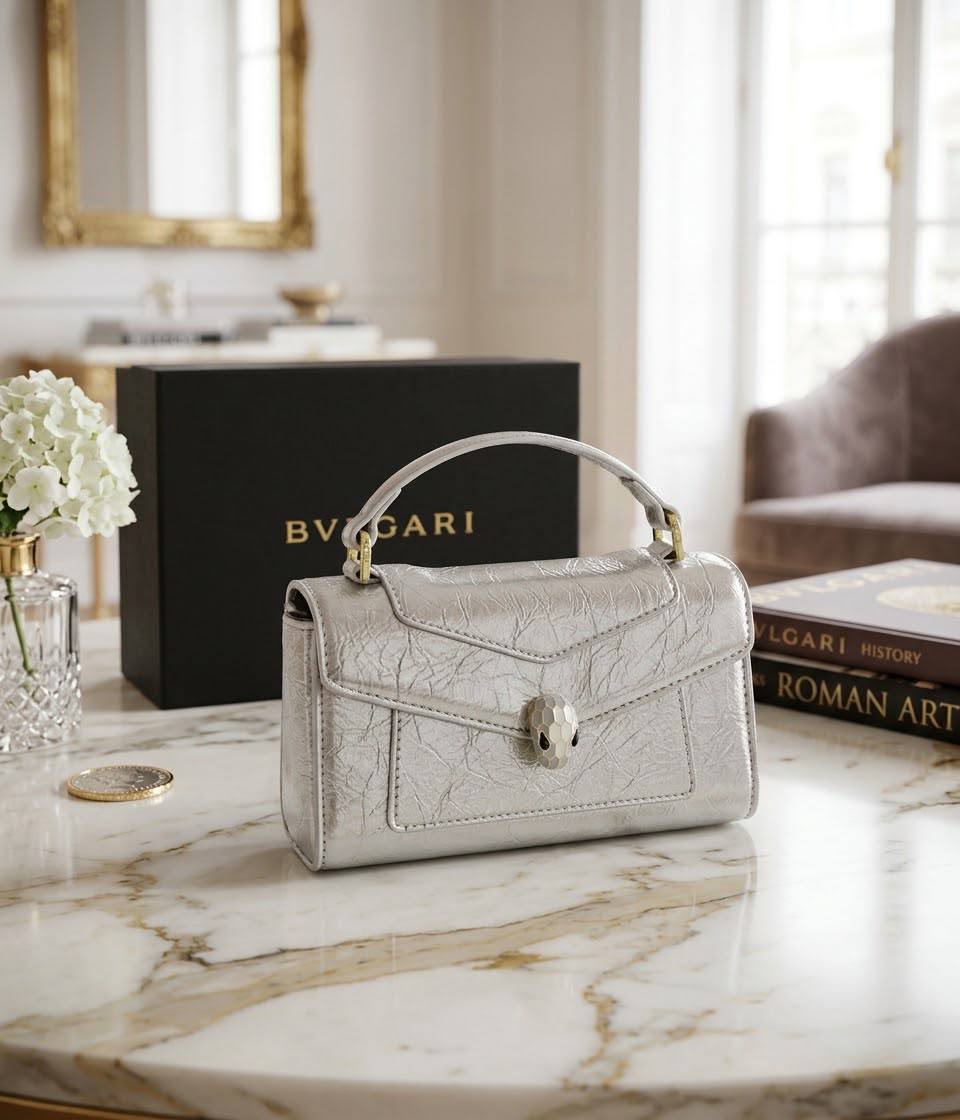 Bvlgari 

115 dhs🇦🇪🇦🇪

Zain254
♥️♥️♥️