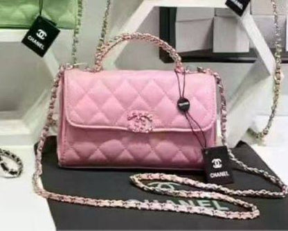 Hermes
25*18*10 cm

With box 
🎁🎁🎁

80 dhs❣️

Zain17
♥️♥️♥️