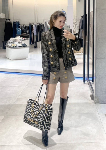 BALMAIN 
COPY ONE NEW CAME
175 dhs❤️

Zain39
♥️♥️♥️