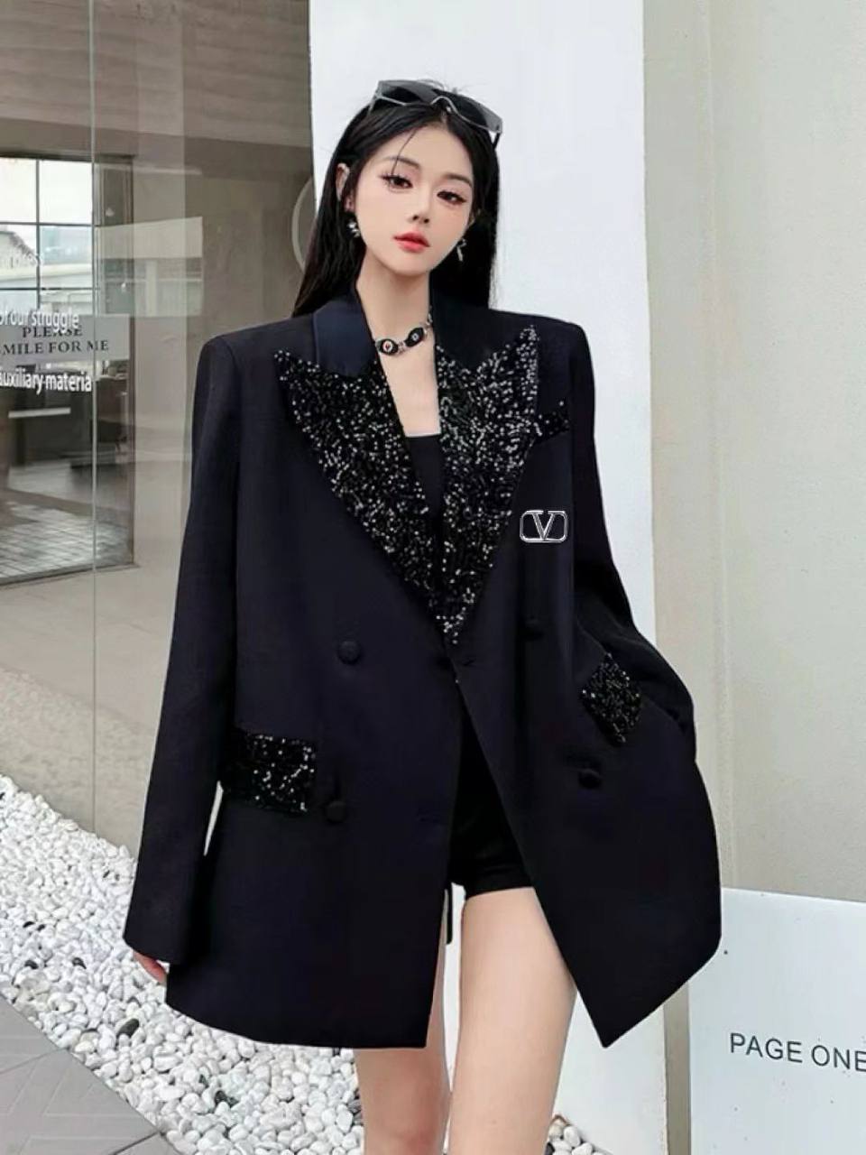 *New collections blazer jacket 💕
230 dhs🇦🇪🇦🇪
*good  quality  
*Sizes:S M L xl* 
*AVAILABL

Zain231
♥️♥️♥️