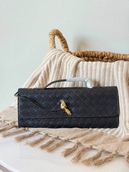 Bottega
Super master quality
For Price 👇 WhatsApp✅
0568585901 
0507557372
0552275751 Owner Zain 👌

Zain315
♥️♥️♥️