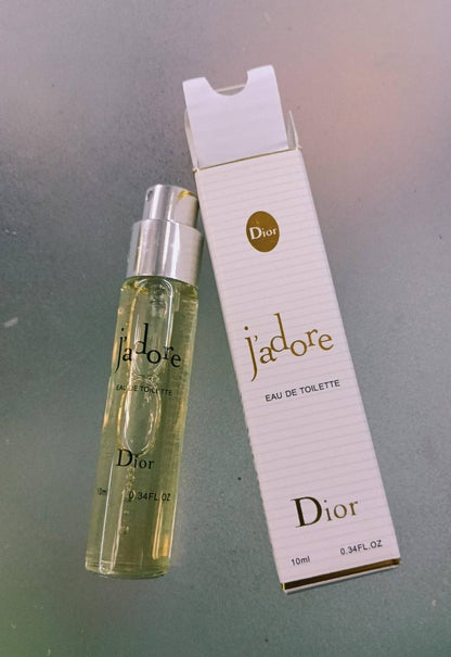 PERFUMES MINI 

10 ML 
20 dhs🇦🇪🇦🇪

Zain01
♥️♥️♥️