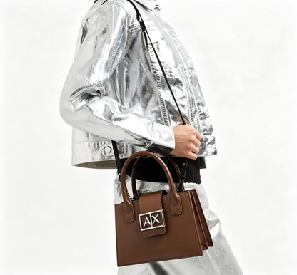 ARMANI  

COPY ONE 
WITH BOX
115 dhs🇦🇪🇦🇪

Zain39
♥️♥️♥️