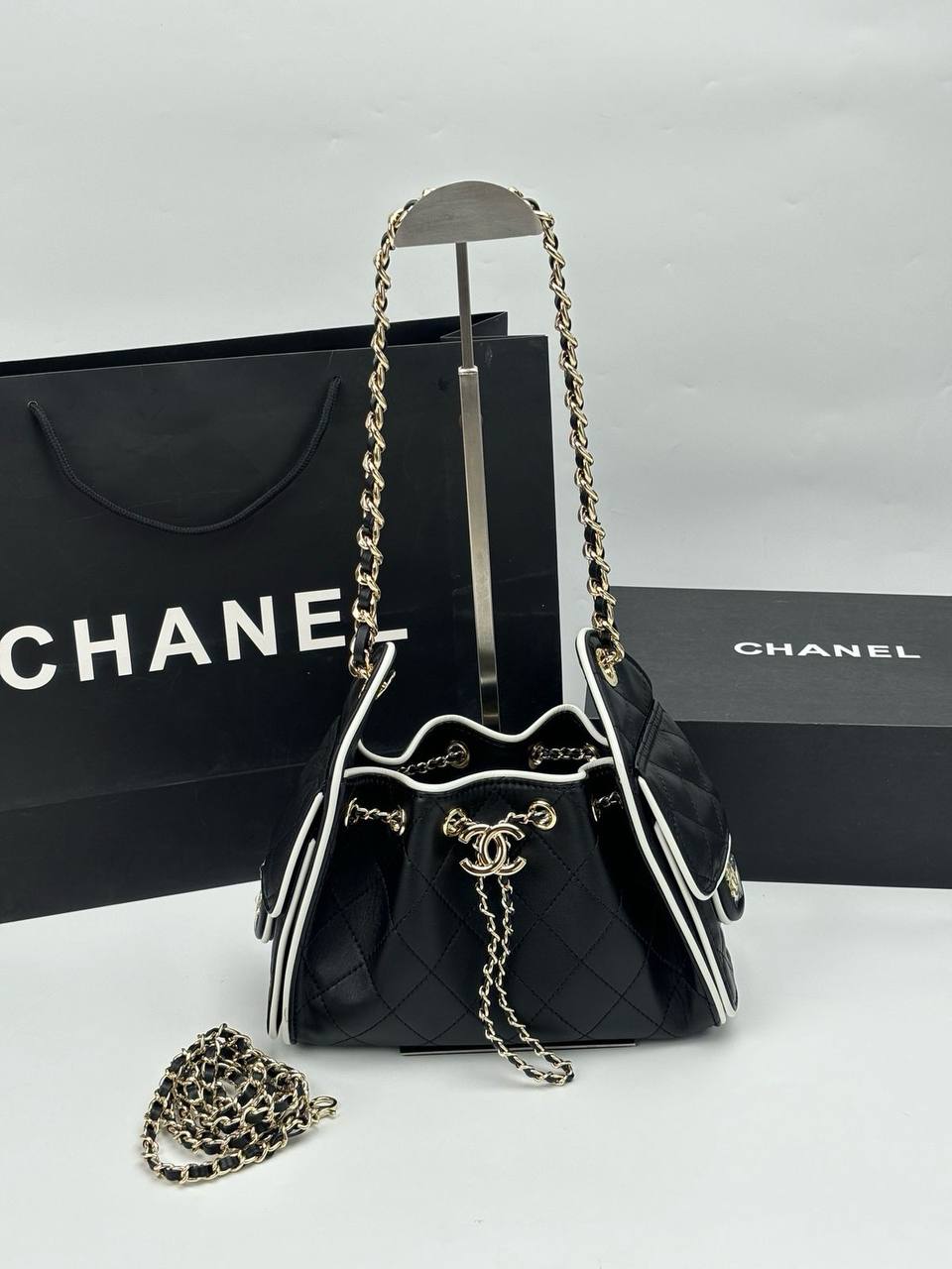 Chanel
Master🌺🌺
 25cm 
330 dhs✅
22cm 220

Zain114
♥️♥️♥️