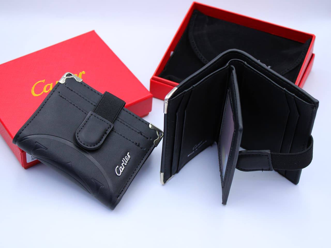 CARTIER WALLET MEN

35 dhs✅

Zain58
♥️♥️♥️