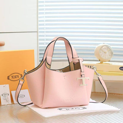 TODS
110 dhs🇦🇪🇦🇪
with box
size 24cm
High quality

Zain26
♥️♥️♥️