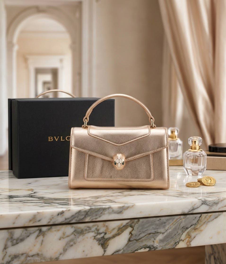 Bvlgari 

115 dhs🇦🇪🇦🇪

Zain254
♥️♥️♥️