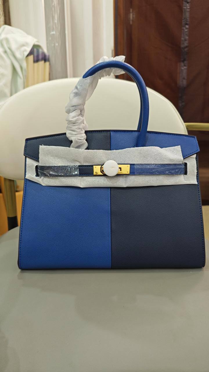Hermes
30cm
100 dhs✅

Zain219
♥️♥️♥️