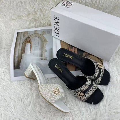 Loewe
60 dhs✅
Size 36-41

Zain232
♥️♥️♥️
