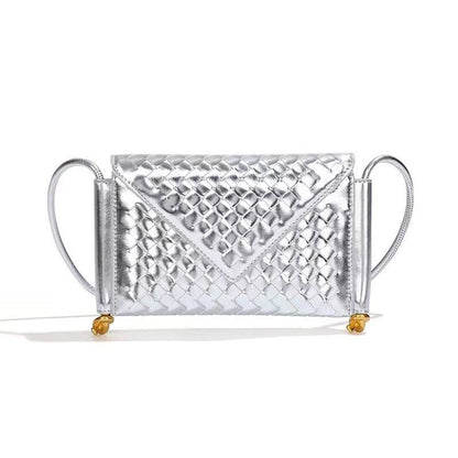 BOTTEGA 
clutch bag  
75 dhs💓
size 24*16cm


Zain161
♥️♥️♥️