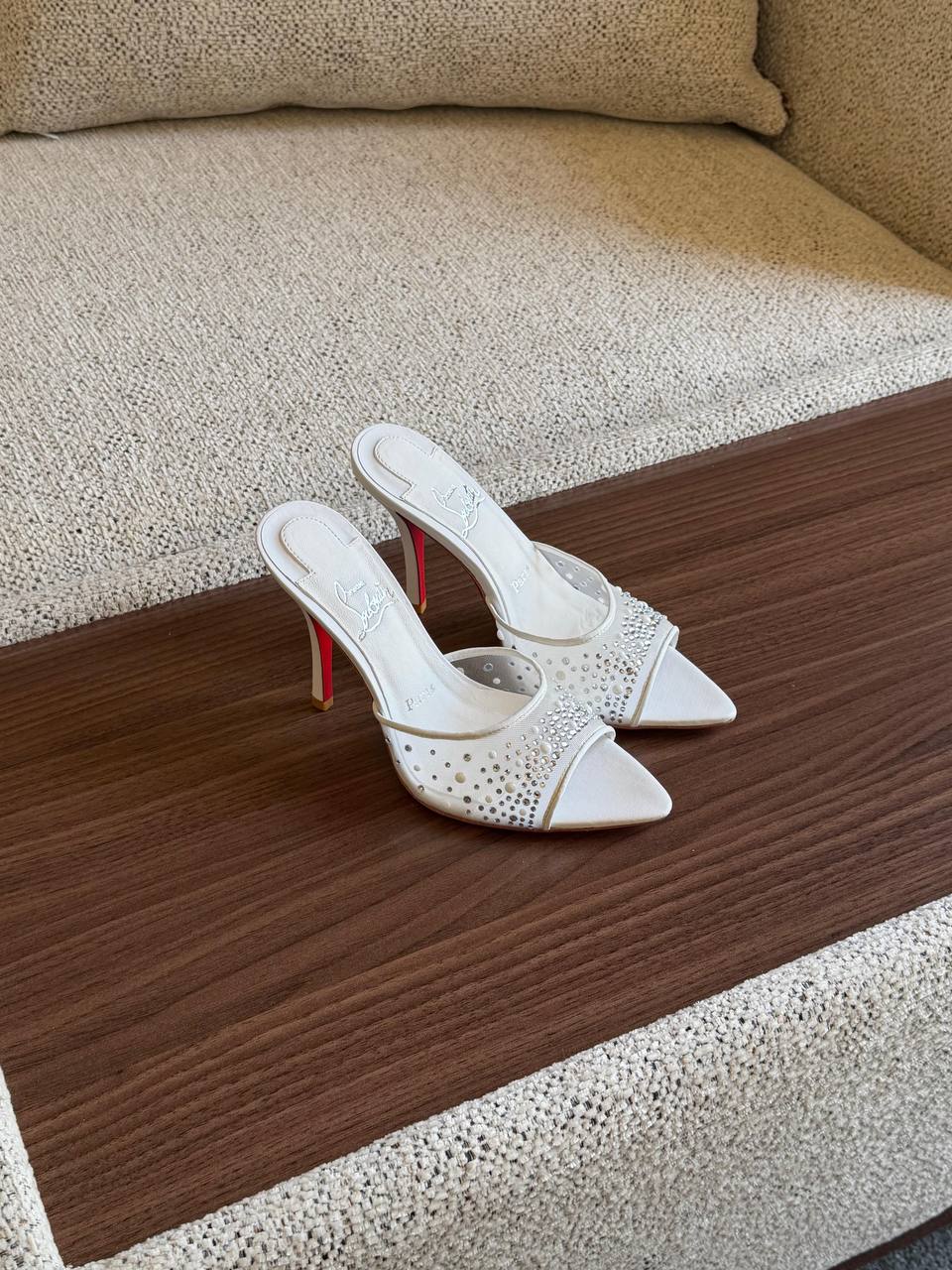 LOUBOUTIN
SuperMaster Quality 💯

500 dhs🇦🇪🇦🇪🇦🇪
Size: 36 -41💥

Zain171
♥️♥️♥️