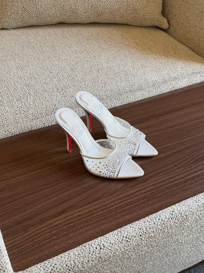 LOUBOUTIN
SuperMaster Quality 💯

500 dhs🇦🇪🇦🇪🇦🇪
Size: 36 -41💥

Zain171
♥️♥️♥️