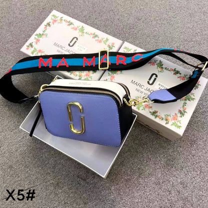 Marc Jacobs
85 dhs💓
with box

Zain26
♥️♥️♥️