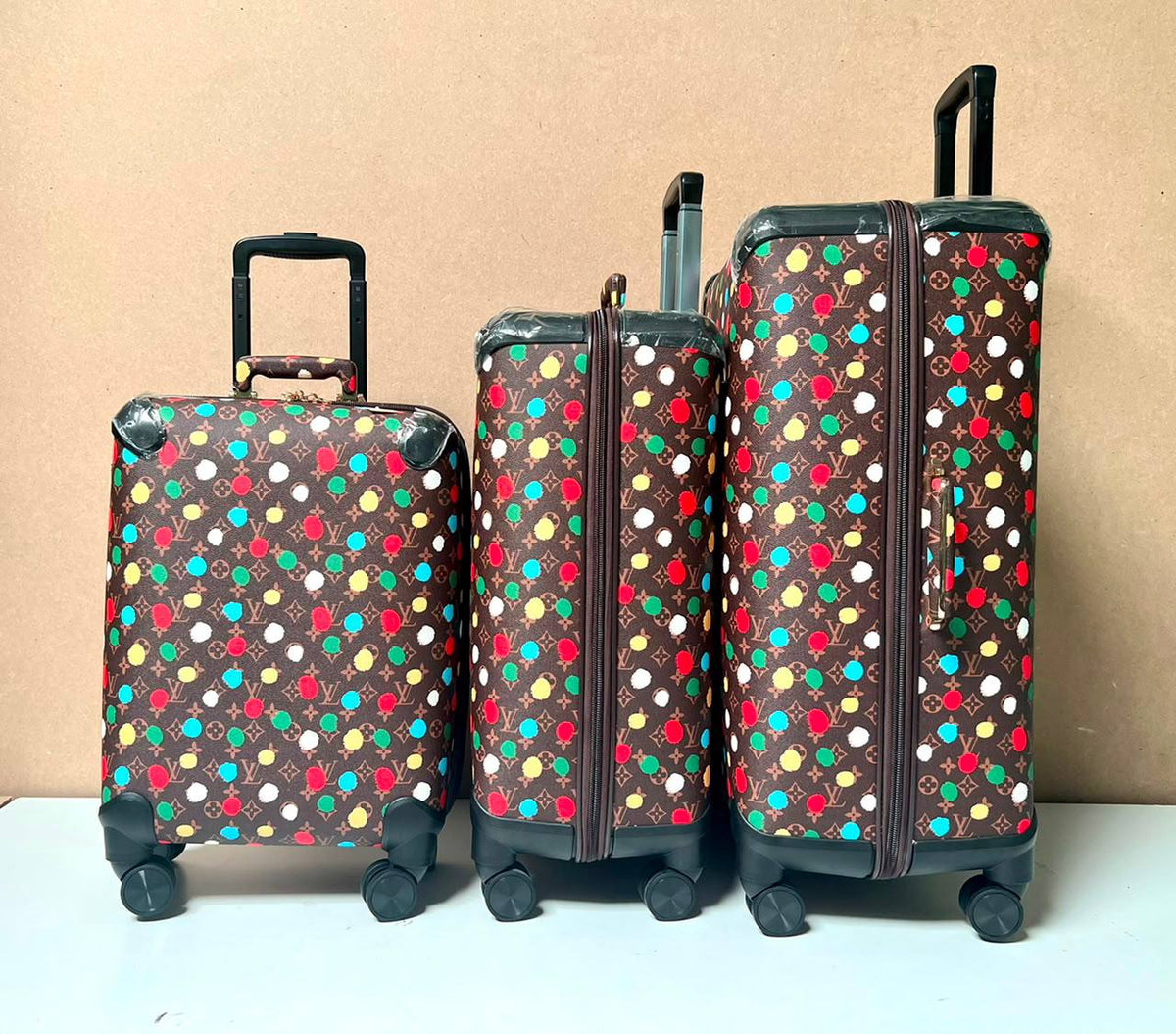 Travel Bags Set
Master💓💓
3in1
650 dhs✅✅

Zain341
♥️♥️♥️