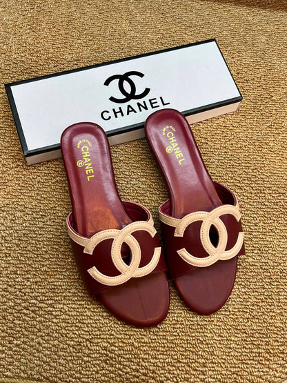 New arrivals

CHANNEL

36 to 41 

80 dhs 🇦🇪🇦🇪

Zain236
♥️♥️♥️