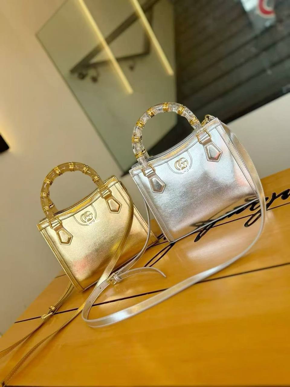 GUCCI
22*20*10cm
High quality 
150 dhs💓

Zain44
♥️♥️♥️