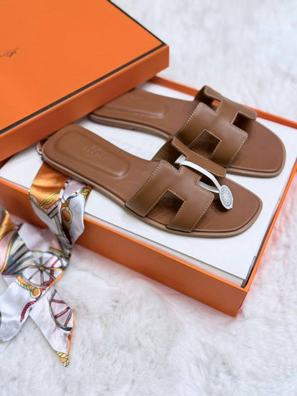 😍  HERME’S 😍

💎 _*SUPER MASTER*_ 💎

Size 37 To 41

400 dhs💓

Zain292
♥️♥️♥️
