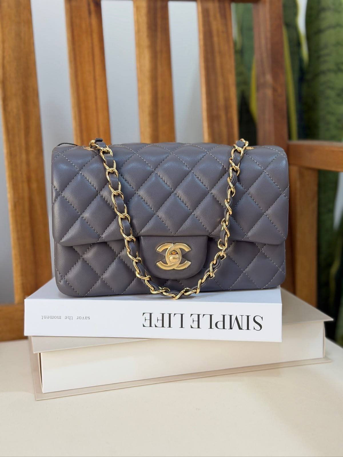 CHANEL 
Super Master Quality 
Original Packing
Size 20CM

For Price 👇 WhatsApp✅
0568585901 
0507557372
0552275751 Owner Zain 👌


Zain321
♥️♥️♥️
