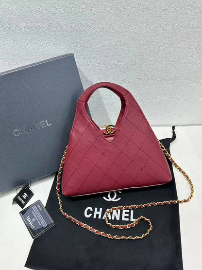 Chanel

withbox 
130 dhs🇦🇪🇦🇪

Zain143
♥️♥️♥️