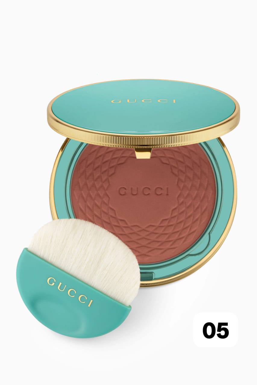 GUCCI BRONZER
45 dhs✅

Zain01
♥️♥️♥️